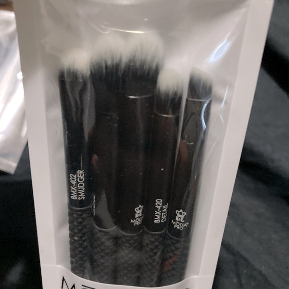 MODA PRO 5 Piece Deluxe Eye Brush Set - Picture 4 of 4